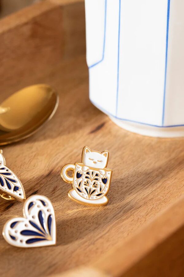 3701344213060-pins-cup-cat